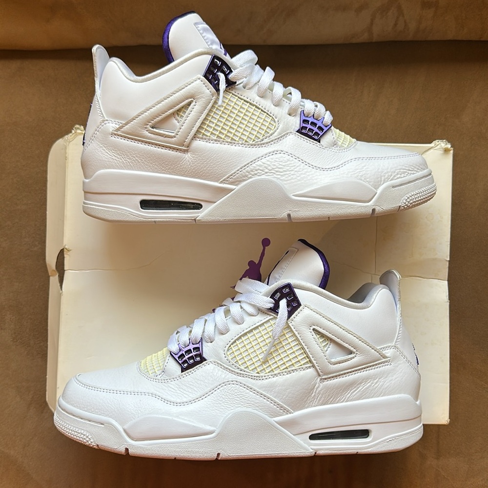 Jordan 4 Retro “Purple Metallic” size 12